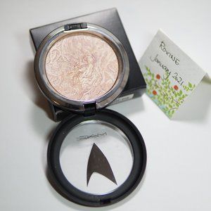 MAC Powder Highlighter - Luna Luster